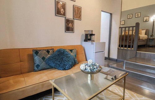 Chester Cabaña | The Cloud Apartment 1