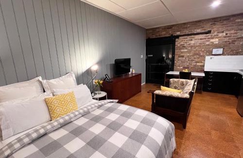Goulburn Casa | The Coachhouse - studio apartment