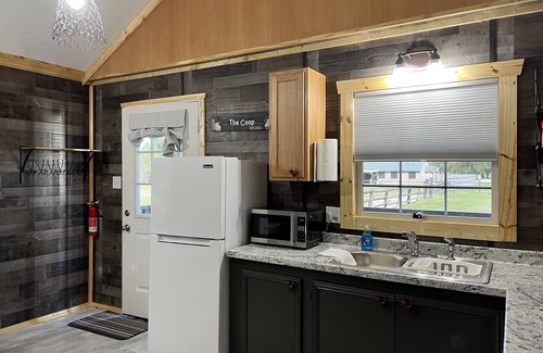 Scott Apartamento | The Coop. A lil taste of country with horses and chickens.