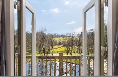 Chazey Heath Casa | The Copse - From 1100 Per Night