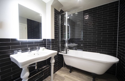 Little Malvern Hotel | The Cottage in the Wood