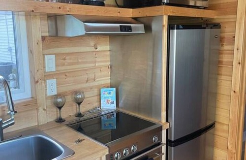 Northwest Orlando Casa | The Lake House: pintoresca casa pequeña llena de encanto.