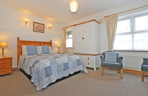 Bunratty Casa | The Courtyard Guesthouse B&B