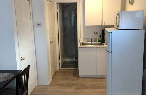 West Babylon Apartamento | The Cozy Studio Apartment