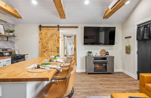 North Spearfish Casa | The Creekside Pump House