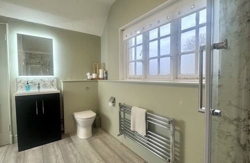 Winchester Hotel | The Cricketers Inn