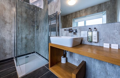 East Horrington Hotel | The Crossways