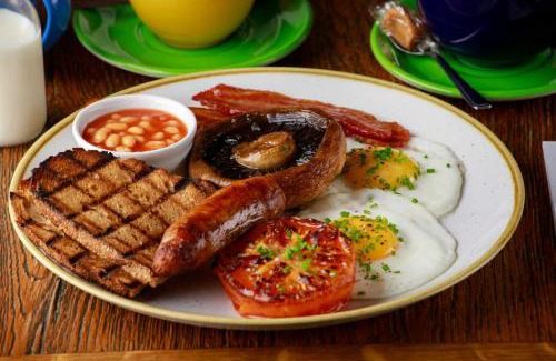 Blandford Saint Mary Hotel | The Crown Hotel