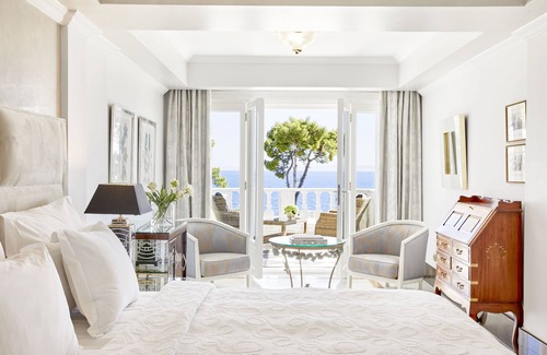 Nikita Hotel | The Danai