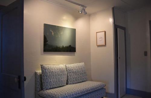 Elizabethtown Hotel | The Deers Head Inn Tavern