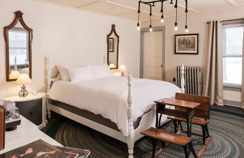 Elizabethtown Hotel | The Deers Head Inn