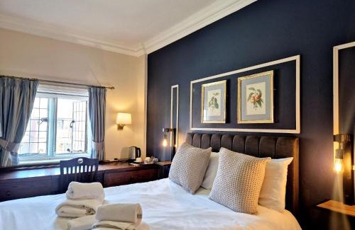 Hindhead Hotel | The Devil's Punchbowl Hotel