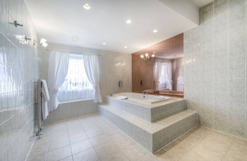 Great Yarmouth Hotel | The Dolphin Hotel