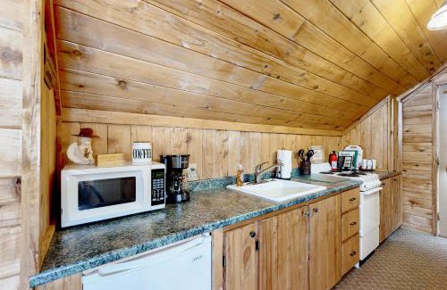 South Fork Hotel | The Dragonfly Studio