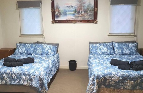 Shepparton Casa | The Dutch House