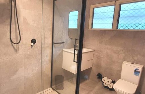 Shepparton Casa | The Dutch House