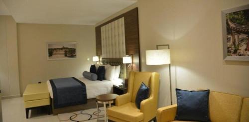 Abuja Cabina | The Envoy Hotel and Suites