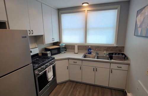 Sleepy Eye Casa | The Evie Jean Suite