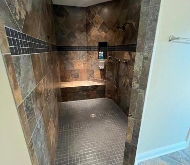 Bon Aqua Casa | The Farmhouse at Stonebrook Hollow