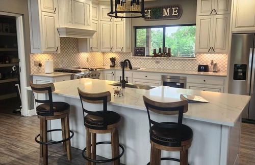 Coleman Otro | The Farmhouse is a perfect getaway with a beautiful view of the sunset!