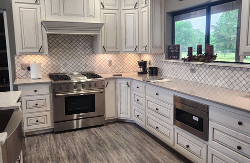 Coleman Otro | The Farmhouse is a perfect getaway with a beautiful view of the sunset!