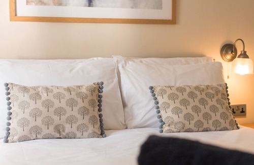 Sudbury Cama Y Desayuno | The Foxes Den Coffee House and Rooms