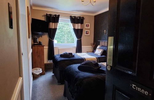 Ardfern Hotel | The Galley of Lorne Inn