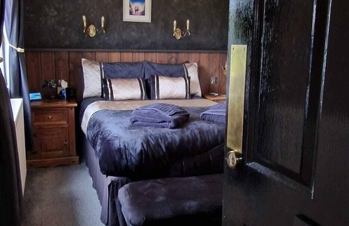 Ardfern Hotel | The Galley of Lorne Inn