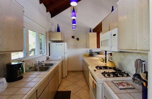 English Harbour Villa | Villa Perfectamente Ubicada, Piscina, 2 Habitaciones + Apartamento, A / C, WIFI, Pigeon Point.