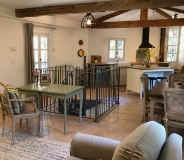 Castres Casa | The Gatehouse