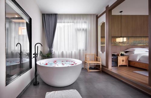 Yangshuo Casa | The Giggling Tree