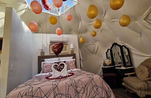 Lincolnton Cama Y Desayuno | The Glamp Inn