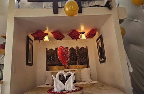 Lincolnton Cama Y Desayuno | The Glamp Inn