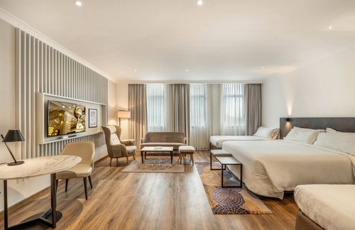 Sydney Central Business District Hotel | The Grace Hotel