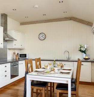Truro Casa | The Granary at Cornish Barn Holidays