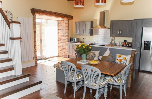 Witton Gilbert Cabaña | The Granary