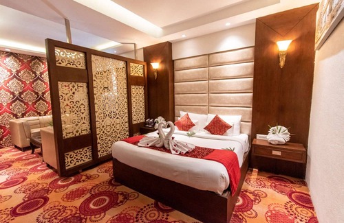 Phagwara Hotel | The Grand Ambassador