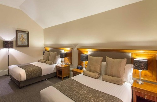 Launceston CBD Hotel | The Grand Hotel Launceston