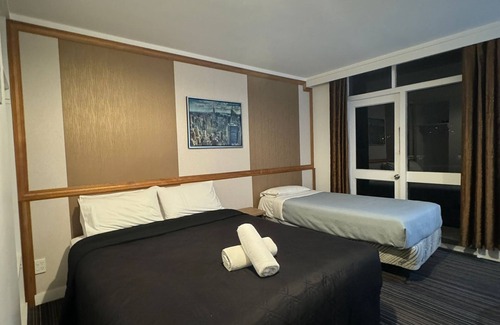 Whanganui Hotel | The Grand Hotel