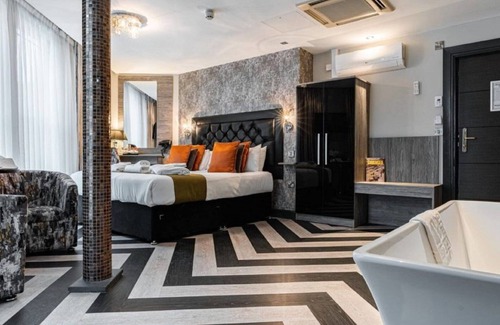 Castle Hotel | The Grand Hotel Swansea