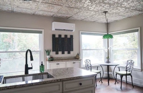 Onondaga Casa | The Grand Riverhouse & Bunkhouse