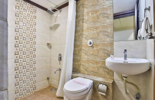 Ahmedabad Hotel | The Grand Vinayak Hotel