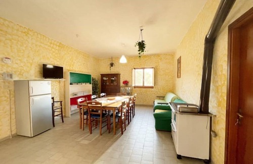 Ricigliano Casa | 🏡 The grandparents' farmhouse and masseria ⛰ 🧘♂️🐮🏕🌳