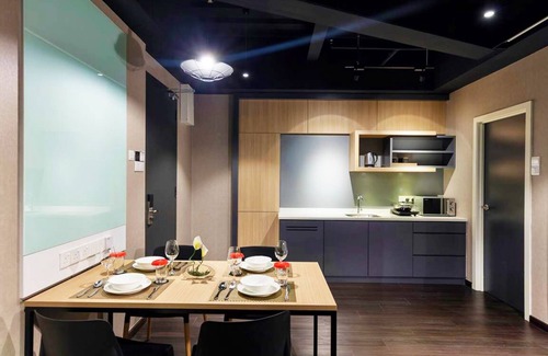 Downtown George Town Apartamento | The Granite Luxury Hotel