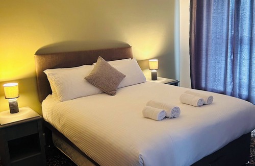 Llanwnen Hotel | The Grannell