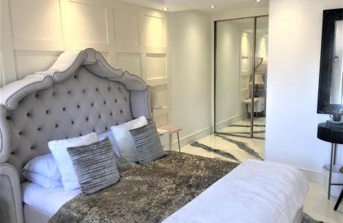 Bridgend Hotel | The Great House Hotel