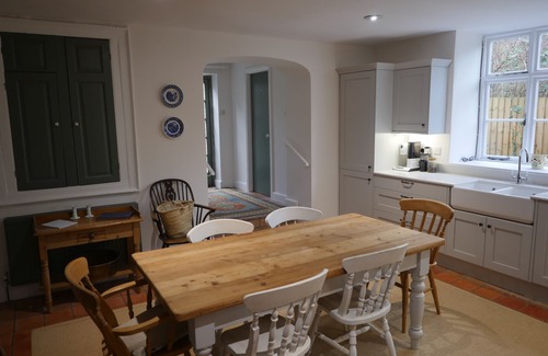 Sherborne Casa | The Grey Lodge is a beautiful Grade II* listed Eighteenth Century townhouse.