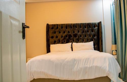 Manzini District Cabina | The Grove Guest House