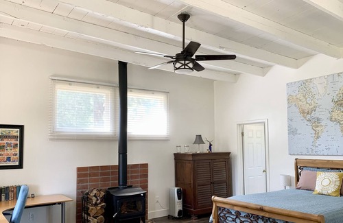 Lake Hughes Apartamento | The Guesthouse at Hidden Acres