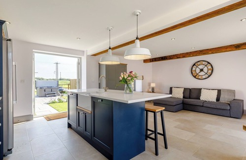 Whitchurch Cabaña | The Hayloft - UK34565